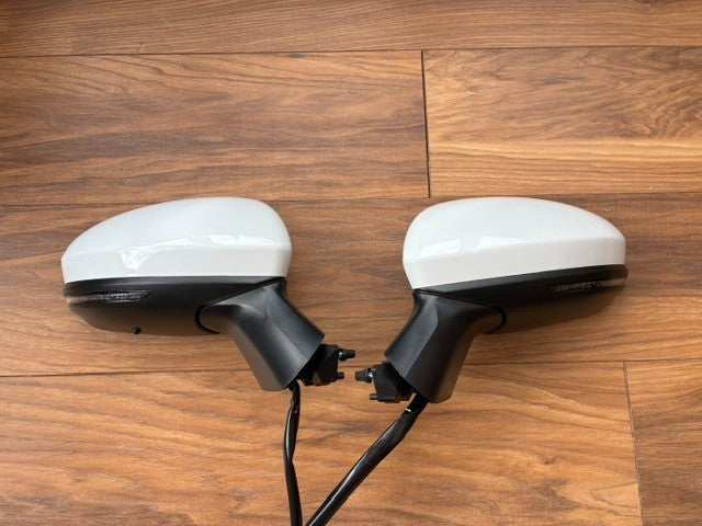 Renault ClioMk5 2020-2026 Door Mirror Electric P/Fold New White Pair L/H R/H