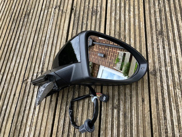 VW Golf MK7 2012-2020 Door Wing Mirror Power Fold New Black R/H